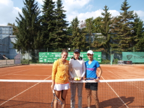 Finalistky singlu