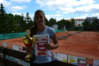 Vítězka dvouhry, Přibylová Veronika (TK Olymp Praha)